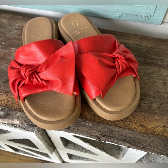 SOLE BLISS Bailey coral red sandals soft Italian leather BOW slides sz 40 NWOT - Picture 6 of 13